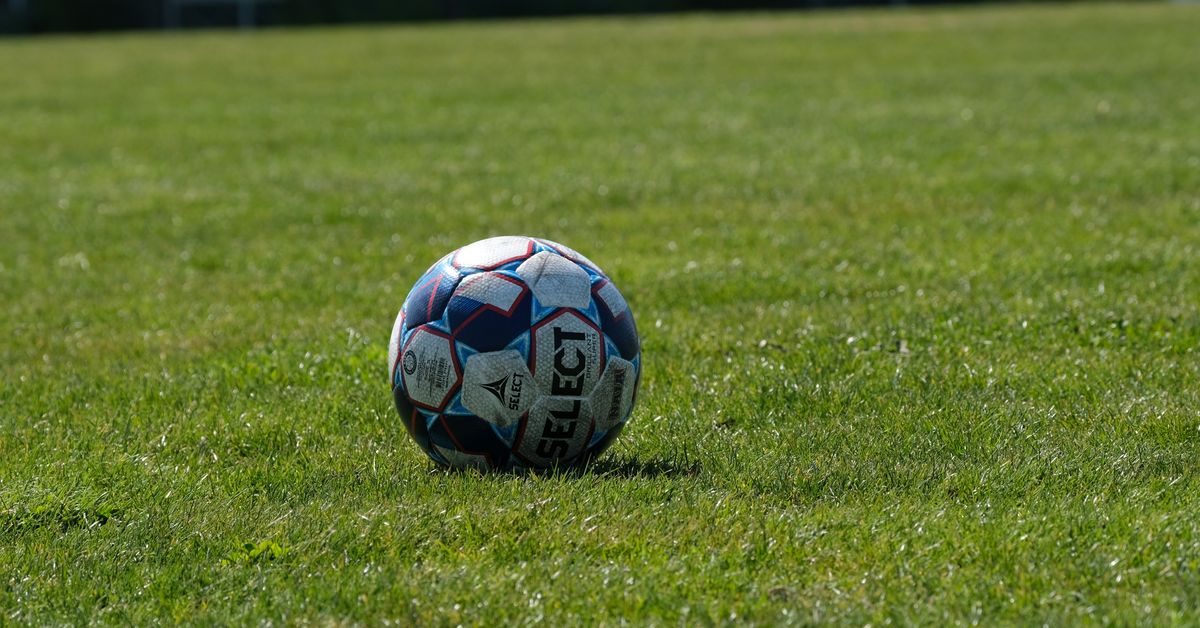 Navigating Sports Contracts The Role of Agents
